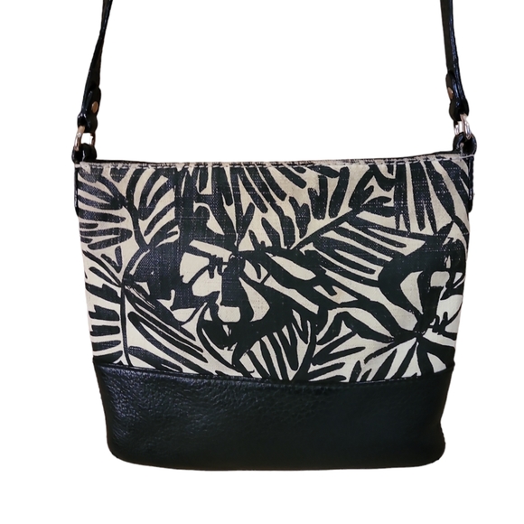 Kate Spade Black and White Crossbody Bag - Picture 2 of 11